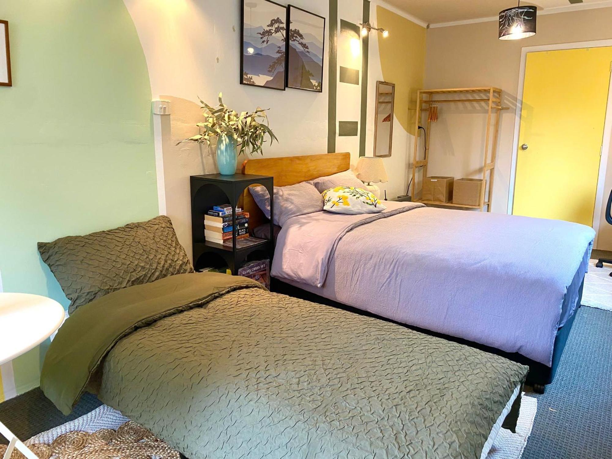 דירות דנידין Snug-As-A-Bug Sleep House מראה חיצוני תמונה